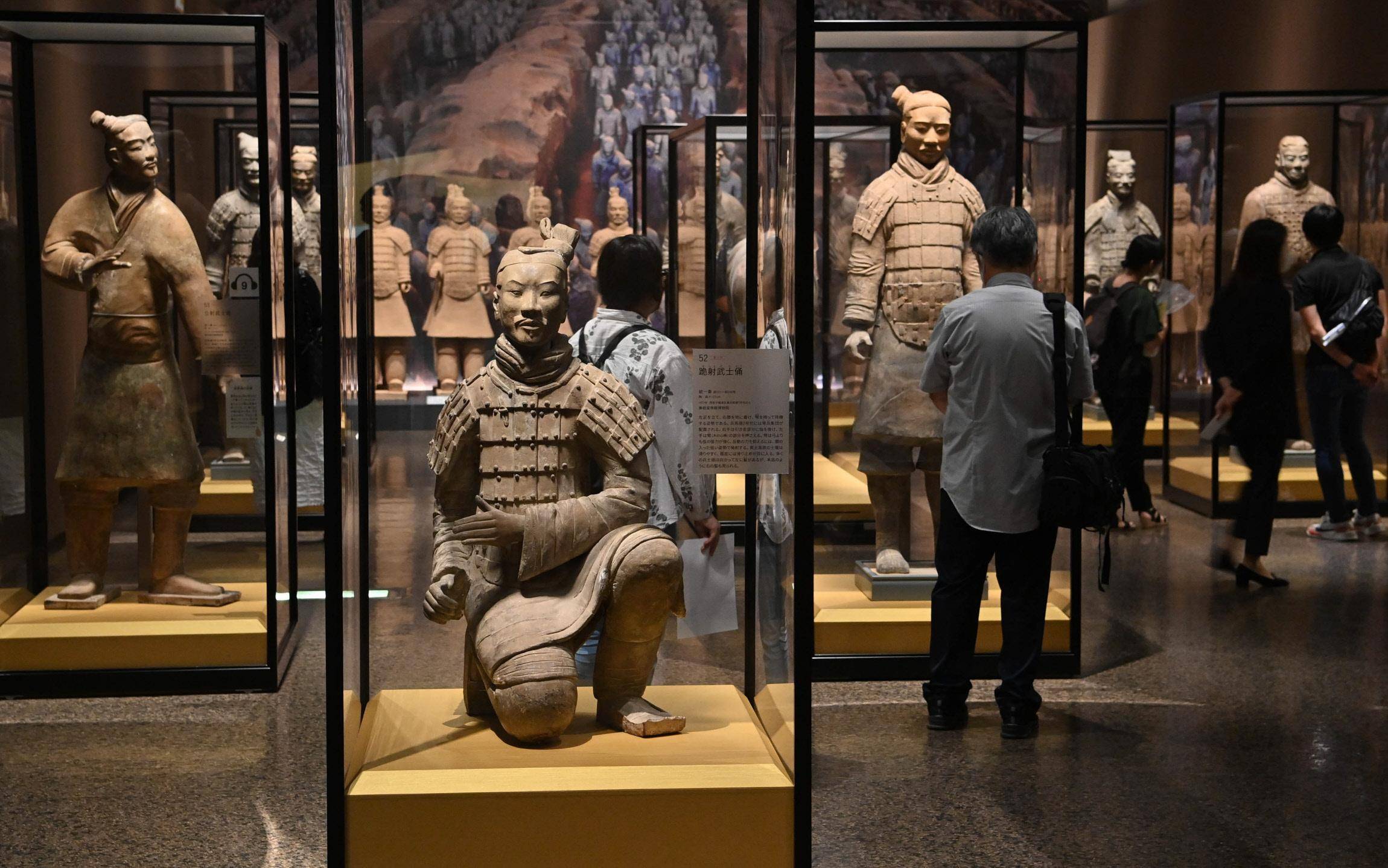 Visit Terracotta Warriors